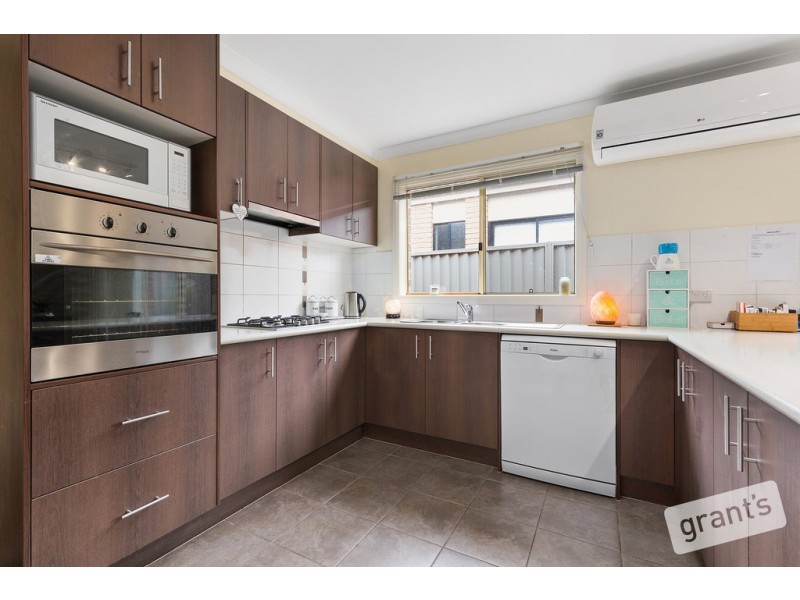 21 Pipetrack Circuit, Cranbourne East VIC 3977