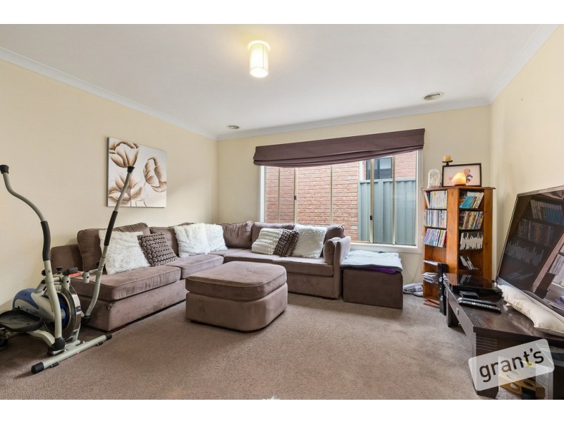 21 Pipetrack Circuit, Cranbourne East VIC 3977