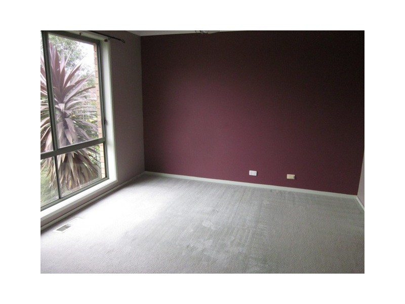 5 Houlden Court, Narre Warren VIC 3805