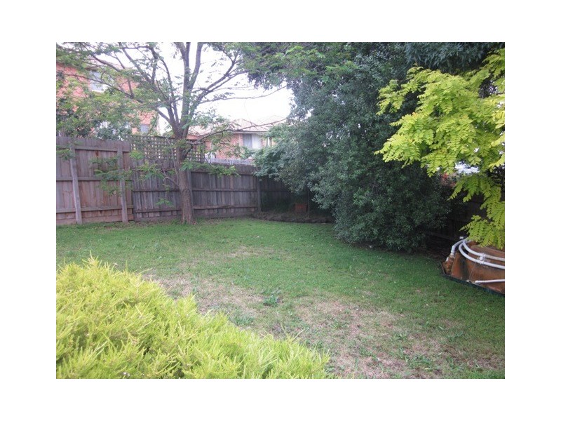 5 Houlden Court, Narre Warren VIC 3805