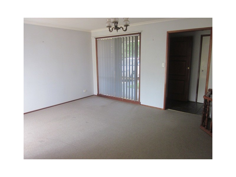 9 Charter Close, Berwick VIC 3806