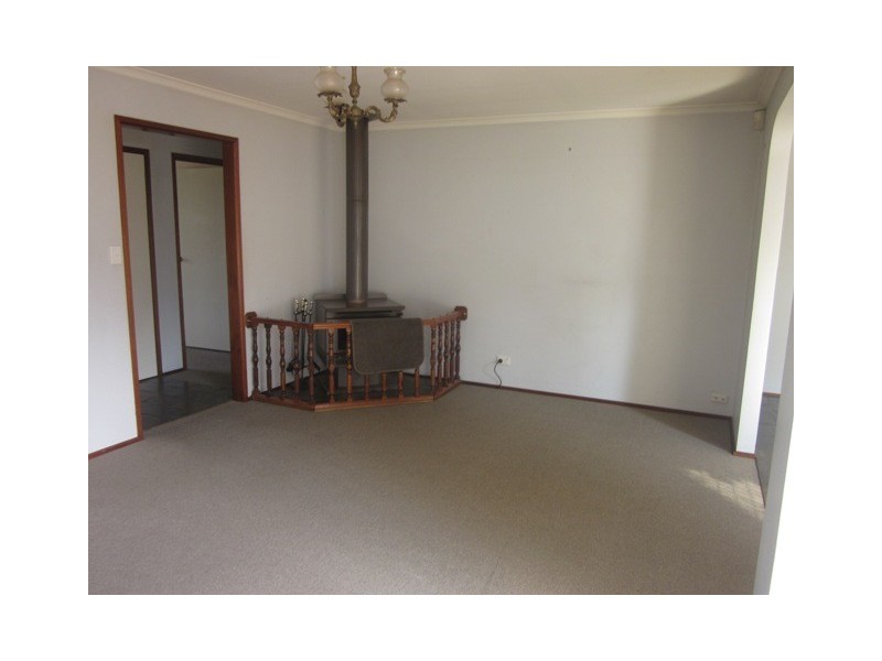 9 Charter Close, Berwick VIC 3806