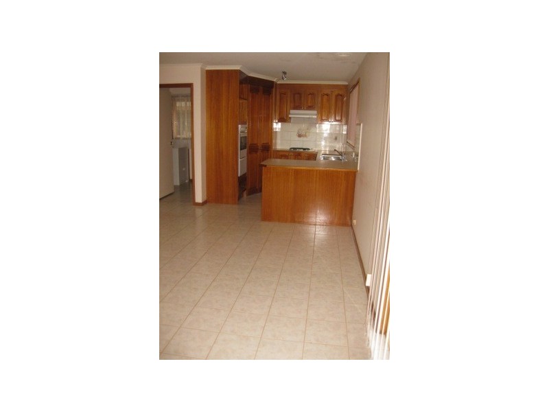 5 Anthony Court, Hallam VIC 3803