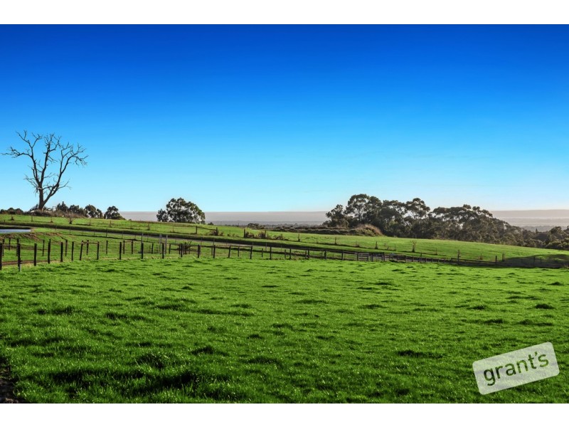 20 Forrest Drive, Nyora VIC 3987