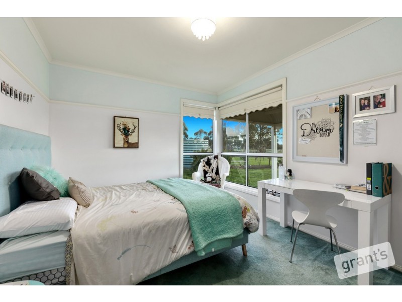 20 Forrest Drive, Nyora VIC 3987