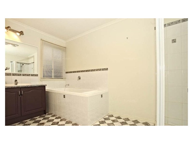 112 Moondarra Drive, Berwick VIC 3806