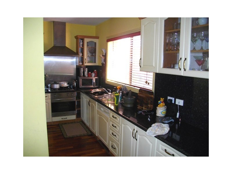 15 Aitken Court, Berwick VIC 3806