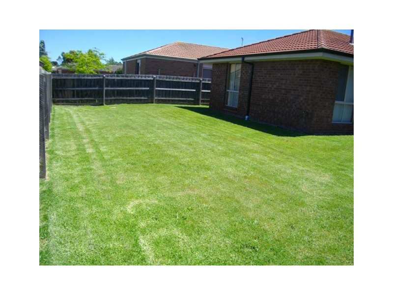 13 Maria Crescent, Pakenham VIC 3810