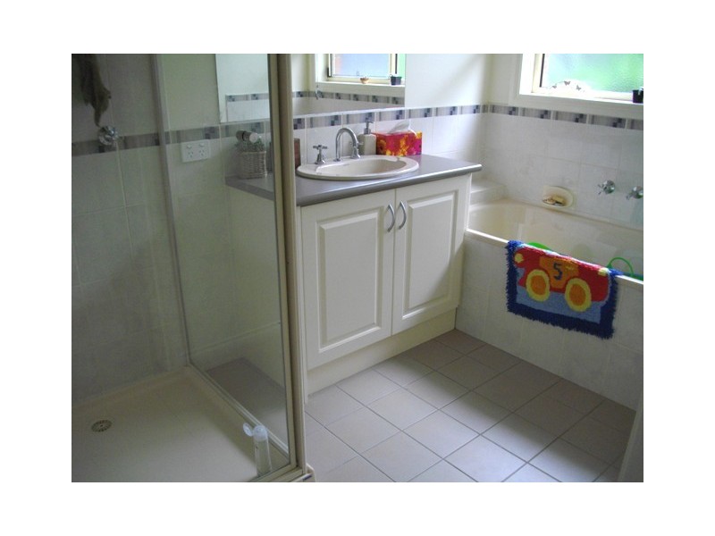 136 Windermere Boulevard, Pakenham VIC 3810