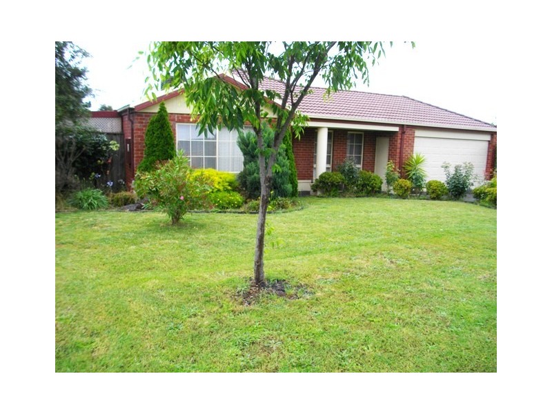 41 John Fisher Drive, Berwick VIC 3806