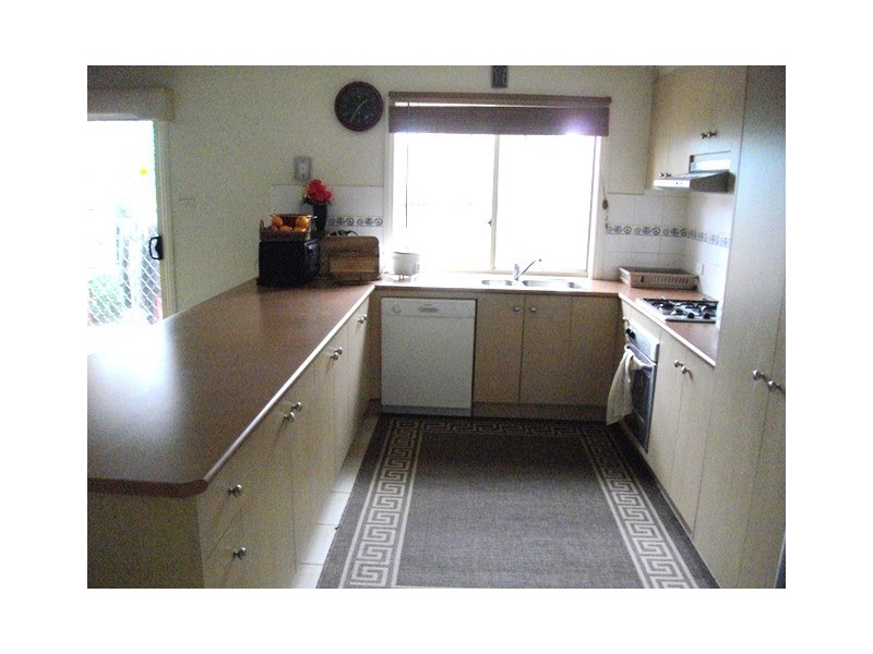41 John Fisher Drive, Berwick VIC 3806