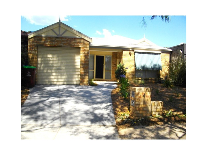 4 Theodore Terrace, Berwick VIC 3806