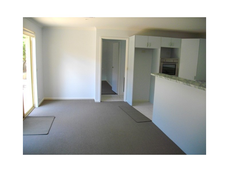 4 Theodore Terrace, Berwick VIC 3806