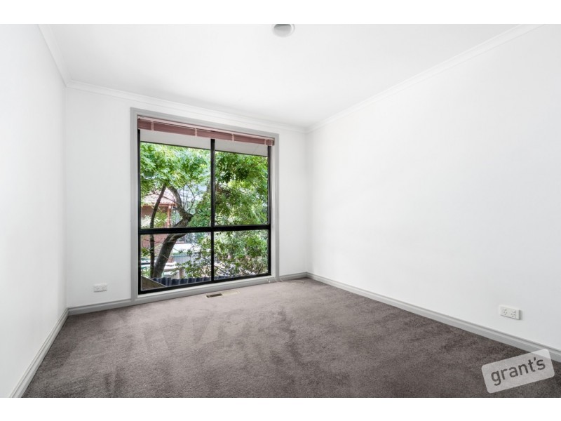 2 Kirkfell Court, Berwick VIC 3806