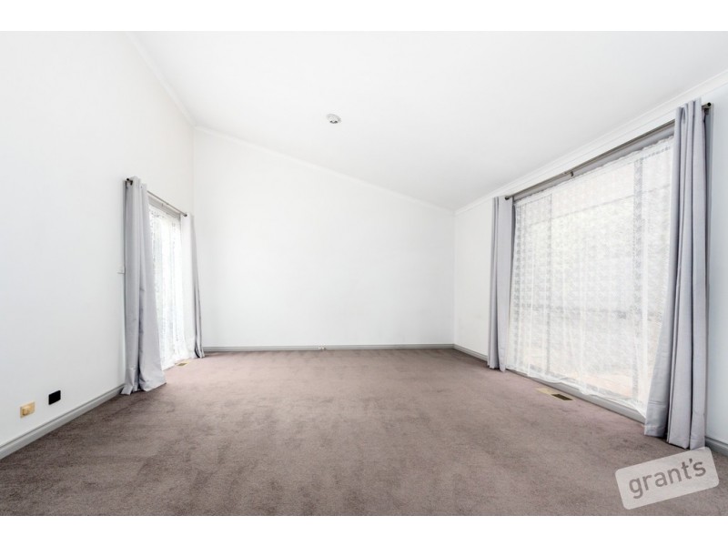 2 Kirkfell Court, Berwick VIC 3806