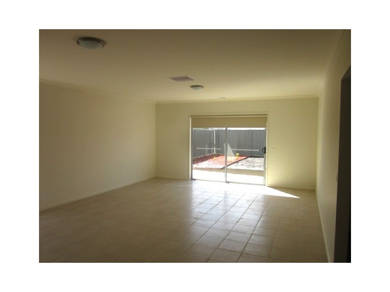 59 Moore Mews, Pakenham VIC 3810