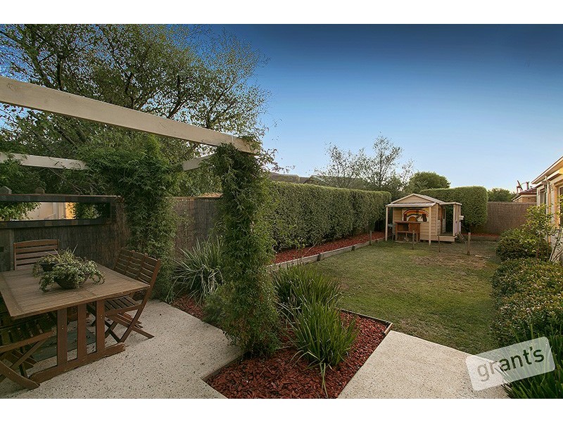 11 The Esplanade, Narre Warren South VIC 3805
