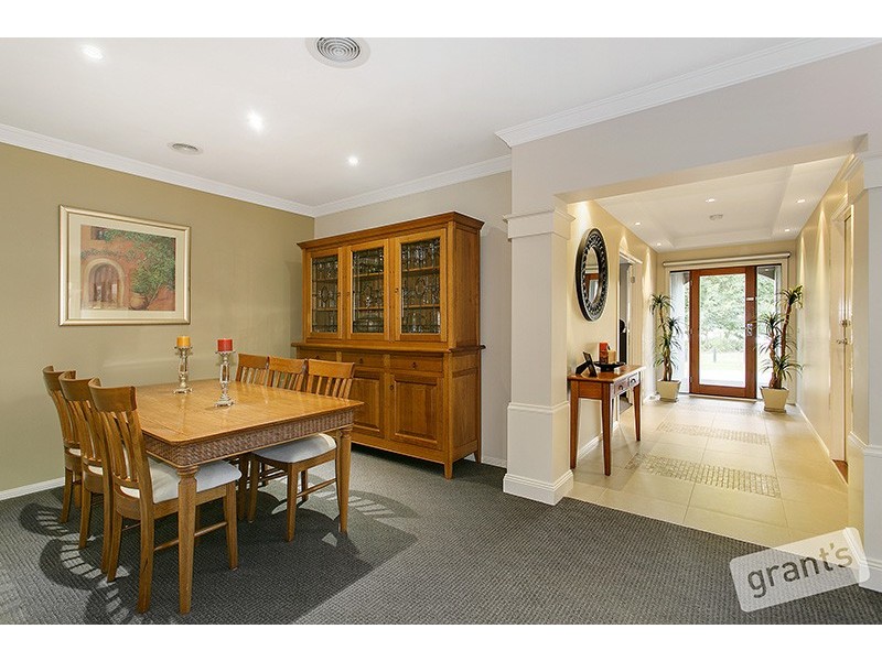 11 The Esplanade, Narre Warren South VIC 3805