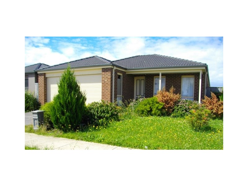 98 Ridgemont Drive, Berwick VIC 3806