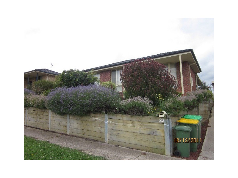 20 Ash Crescent, Pakenham VIC 3810