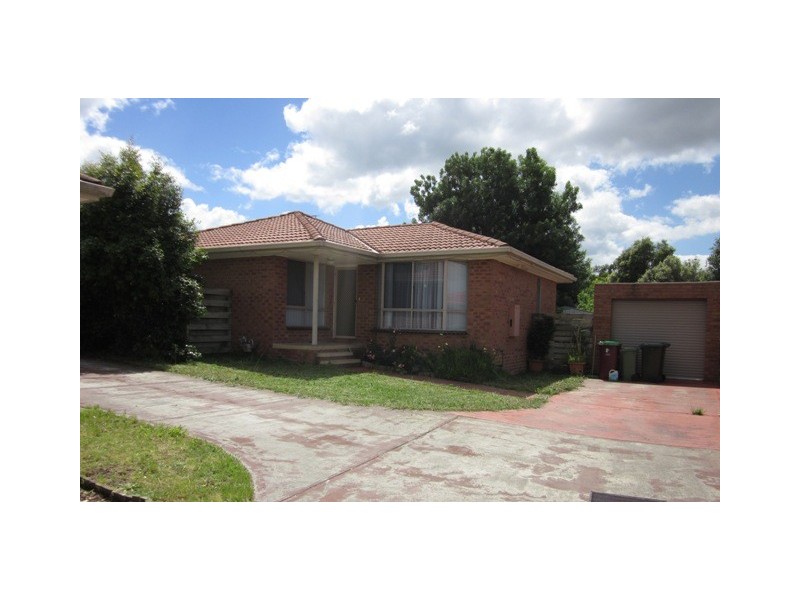 2/92-94 Norfolk Drive, Narre Warren VIC 3805
