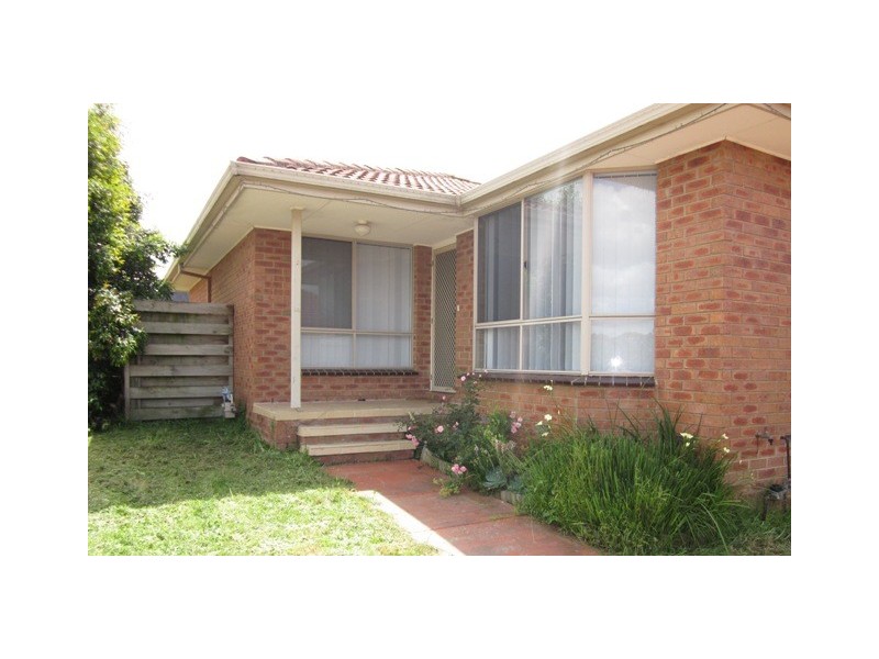 2/92-94 Norfolk Drive, Narre Warren VIC 3805