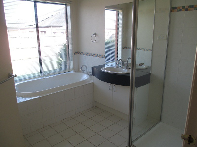 12 Ambiance Crescent, Narre Warren South VIC 3805