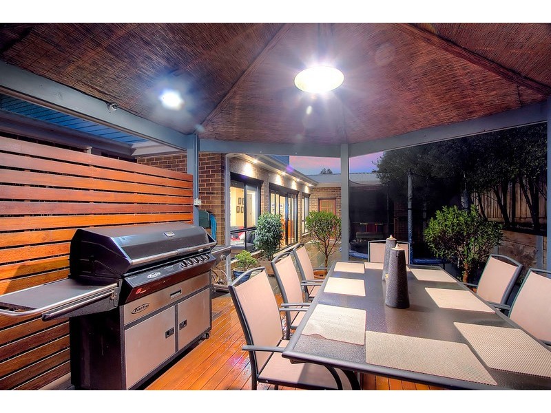 40 Riviera Drive, Berwick VIC 3806