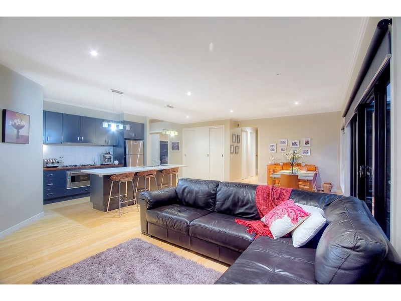 40 Riviera Drive, Berwick VIC 3806