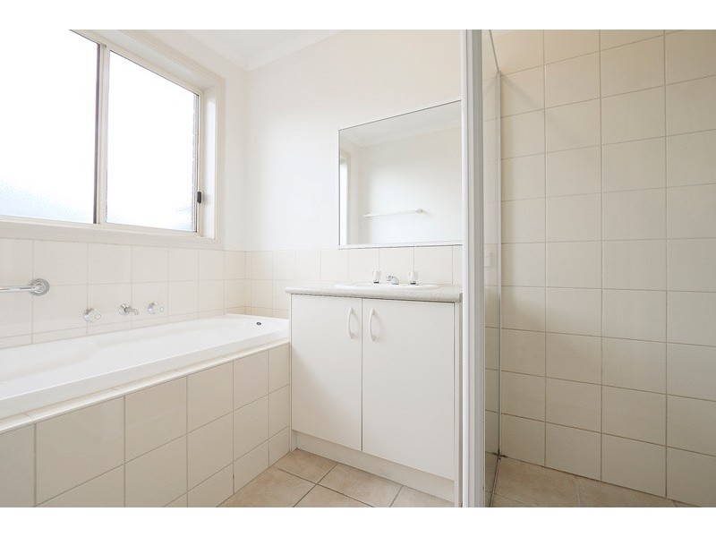 17 Turella Close, Berwick VIC 3806