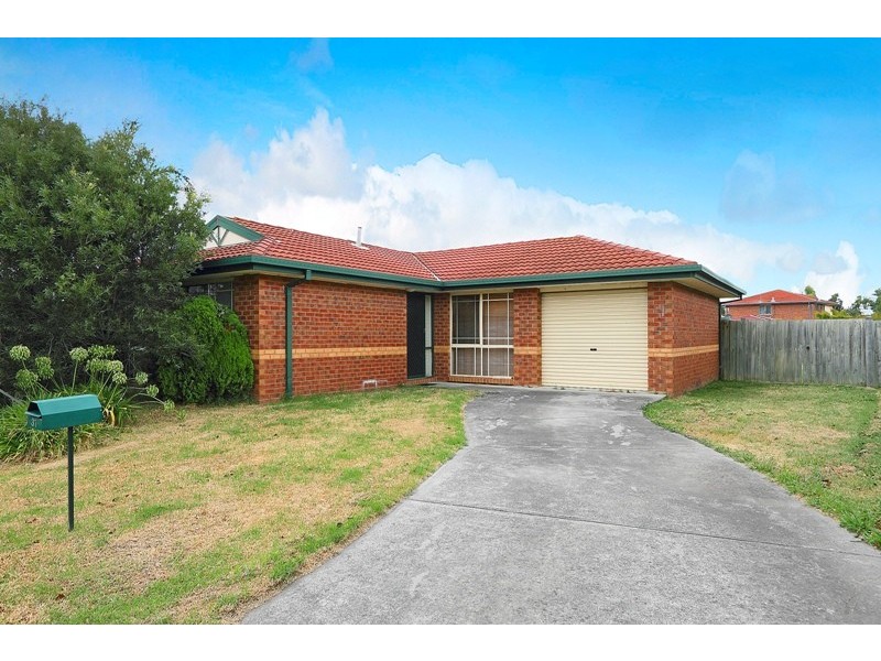 37 Sneddon Drive, Narre Warren South VIC 3805
