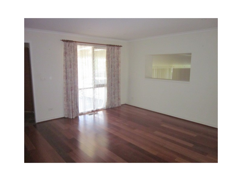 69 Prospect Hill Rd, Narre Warren VIC 3805