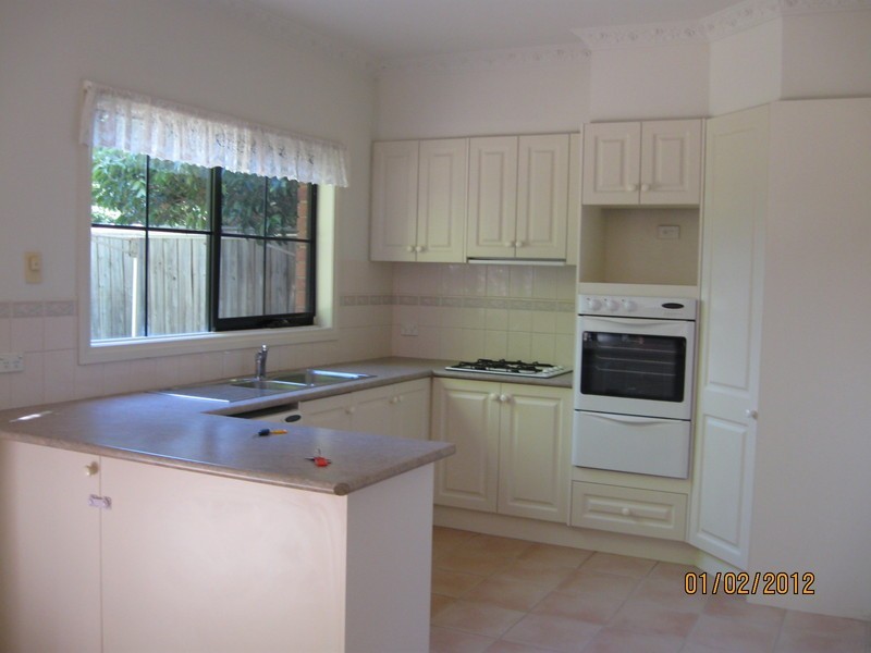 6/40 Warrawong Drive, Berwick VIC 3806