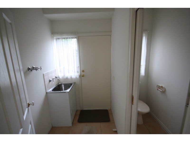 6/40 Warrawong Drive, Berwick VIC 3806