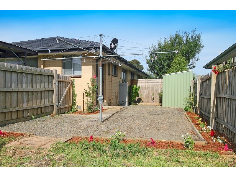 2/24 William Avenue, Hallam VIC 3803
