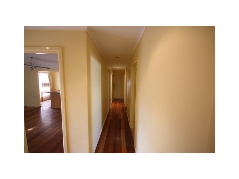 18 Taylor Street, Cranbourne VIC 3977