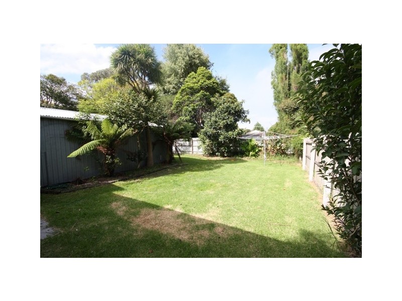 18 Taylor Street, Cranbourne VIC 3977