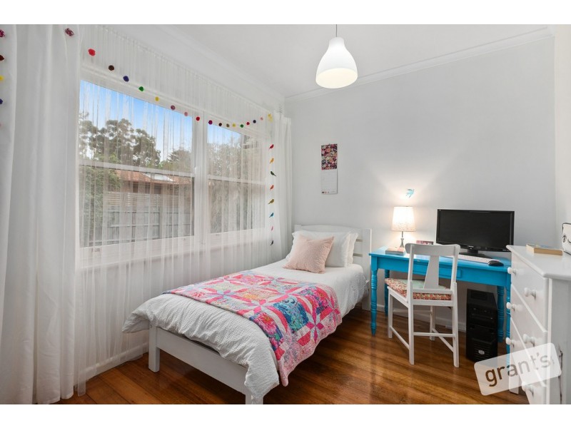 2 Clarence Street, Loch VIC 3945