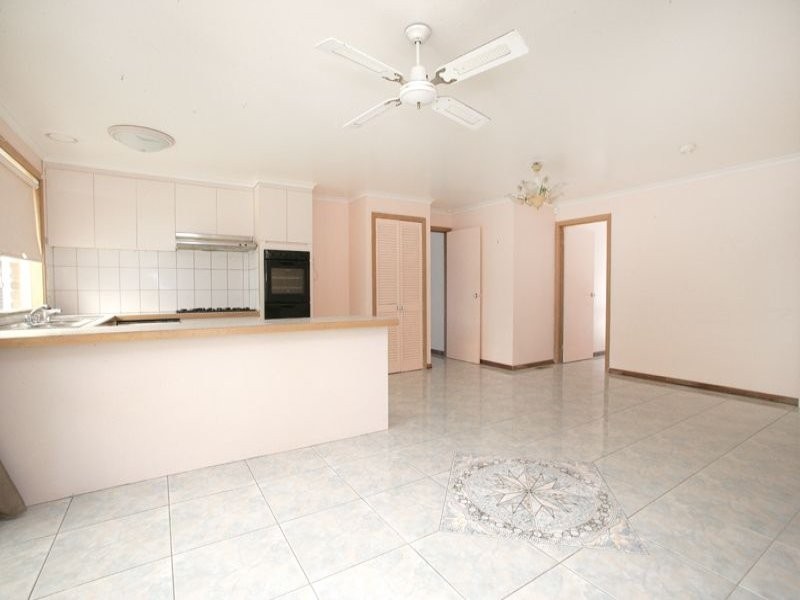 9 Dalvana Court, Hampton Park VIC 3976