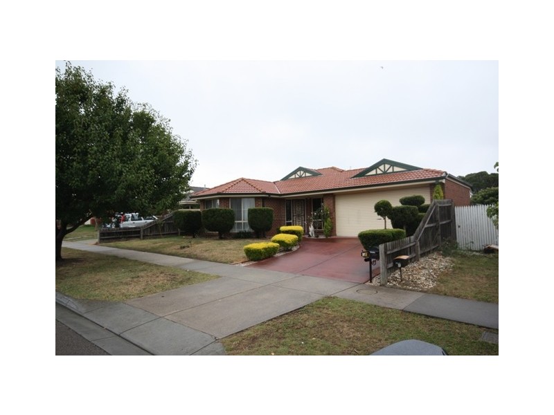 76 Amberley Park Drive, Narre Warren South VIC 3805