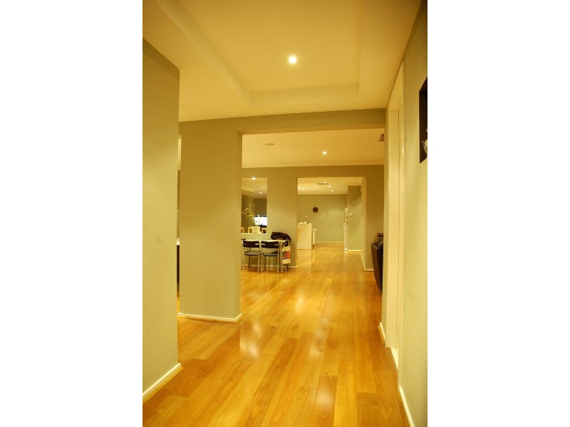 5 Cedarwood Crescent, Berwick VIC 3806