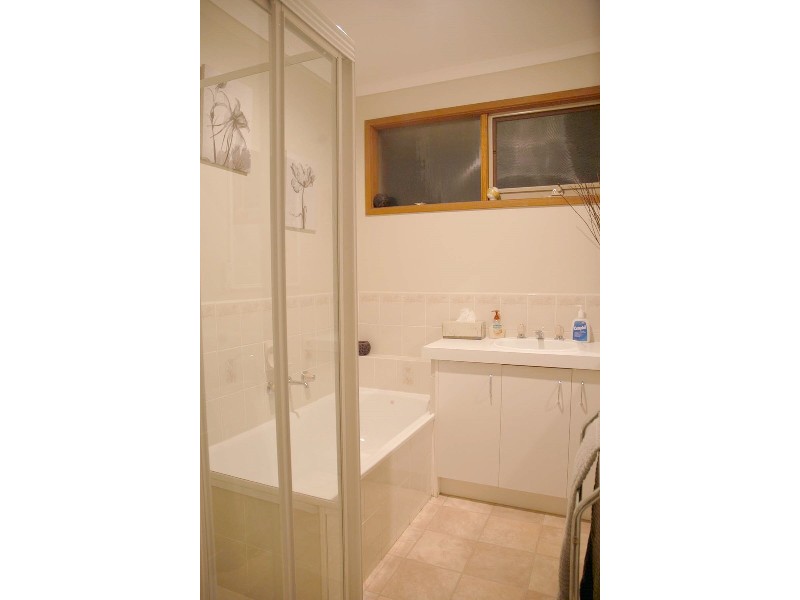 3 Leonie Court, Narre Warren VIC 3805