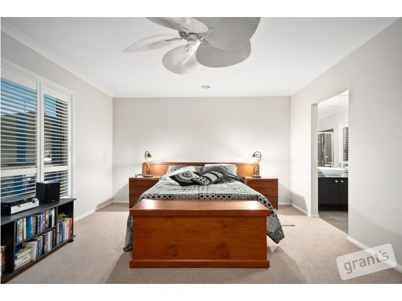 82 Grices Road, Berwick VIC 3806