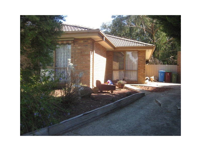 4 Daryl Court, Hampton Park VIC 3976