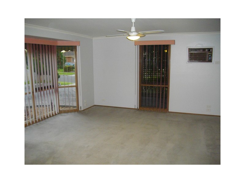 11 Cardamon Drive, Hallam VIC 3803