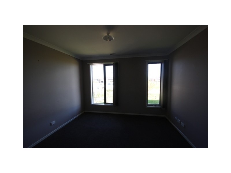 1 Finn Place, Lyndhurst VIC 3975