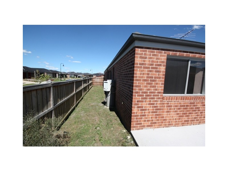 1 Finn Place, Lyndhurst VIC 3975