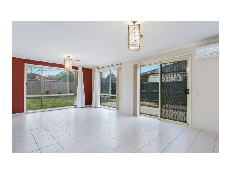 22 Kenton Walk, Narre Warren South VIC 3805