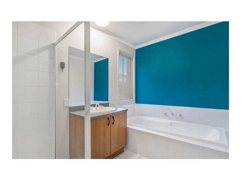 22 Kenton Walk, Narre Warren South VIC 3805