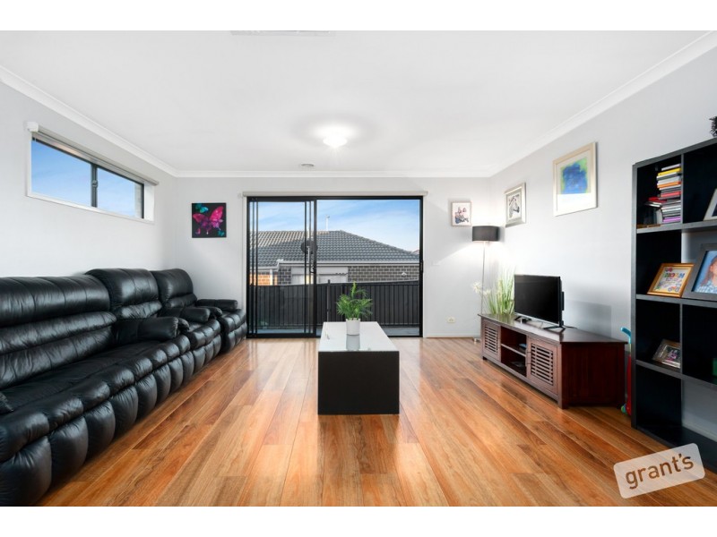 11 Carambola Place, Berwick VIC 3806